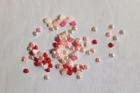 100 x 6mm Pearl Hearts in 4 Colours